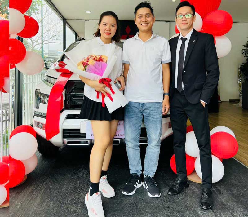 Hình ảnh hoạt động tư vấn xe tại Điện Biên